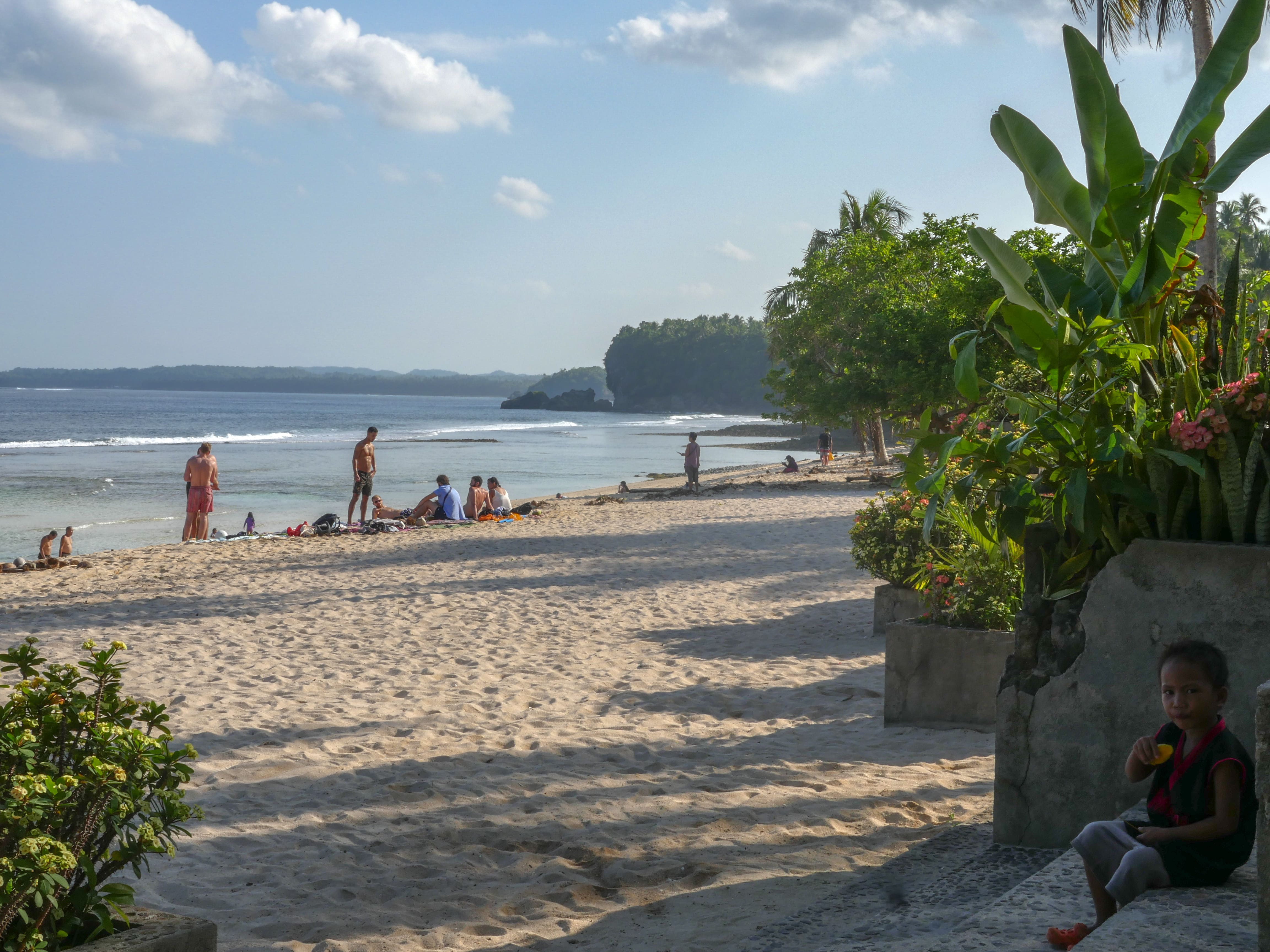 Magpupungko Beach and rock pools in siargao island